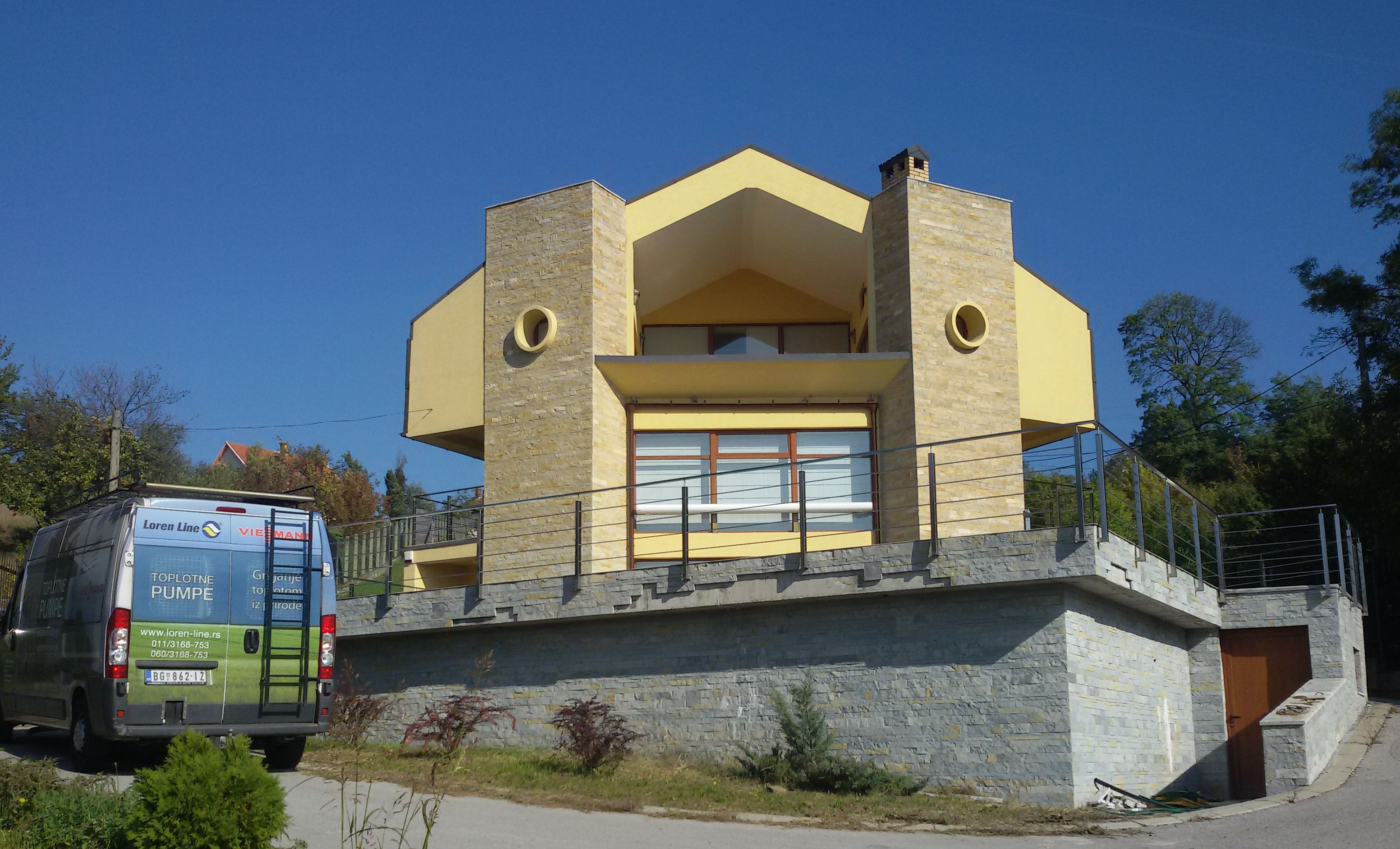 Porodična kuca